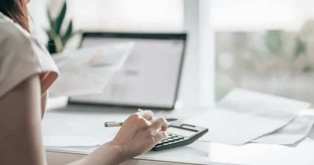 Using Accounts Payable Days to Stabilize Cash Flow