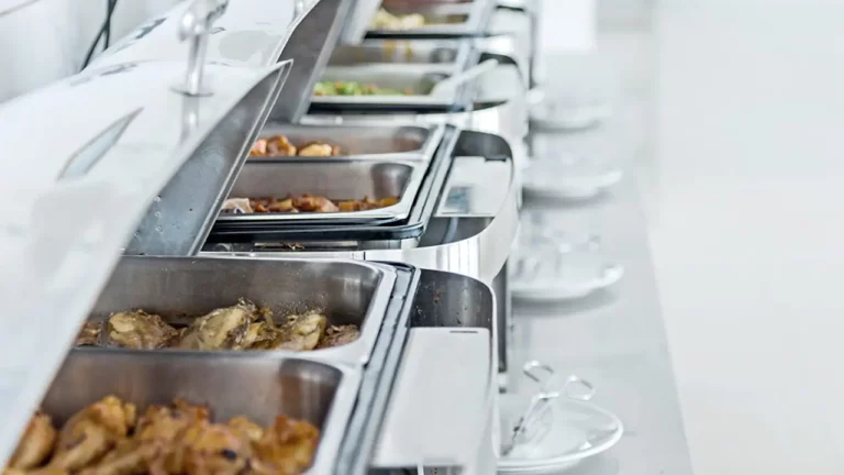 catering chafing dishes
