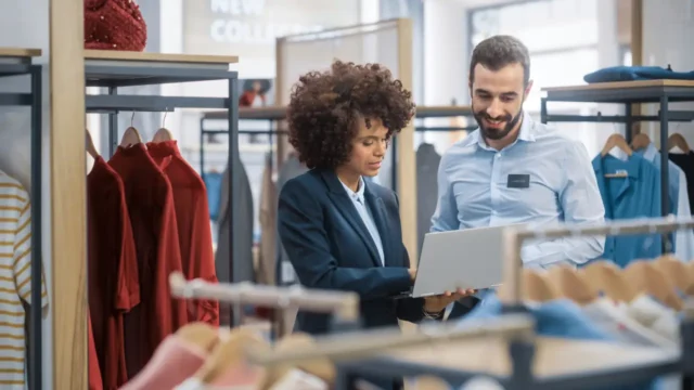 retail operations team placing an order
