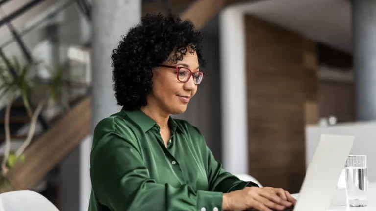 cfo on laptop