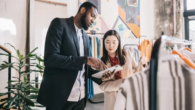 retail managers researching better procurement softwaree