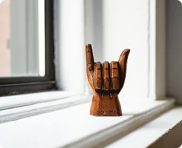 wooden-rock-hand